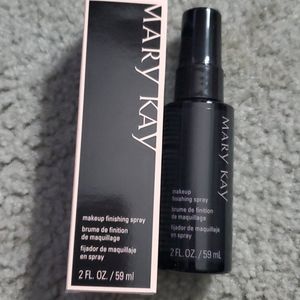 💄NIB Mary Kay Makeup Finishing Spray💄